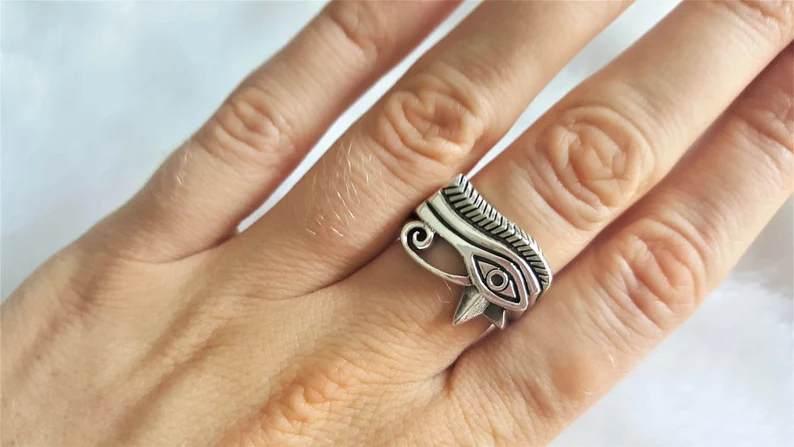 Anillo de plata ojo de horus